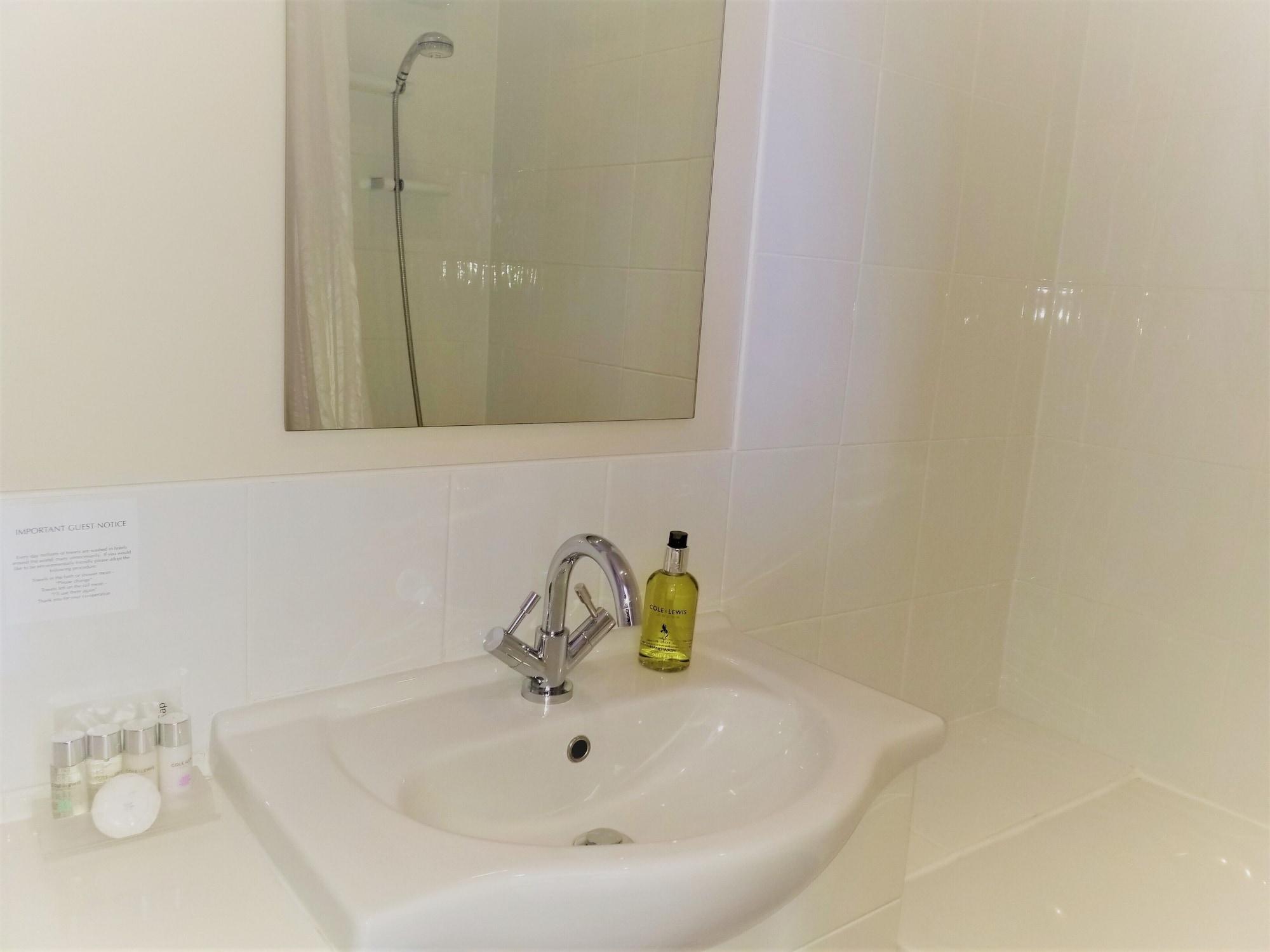 Geckos Rest Bed & Breakfast 4*